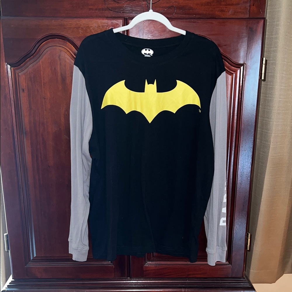 Batman Long Sleeve Tee - Black with Yellow Logo